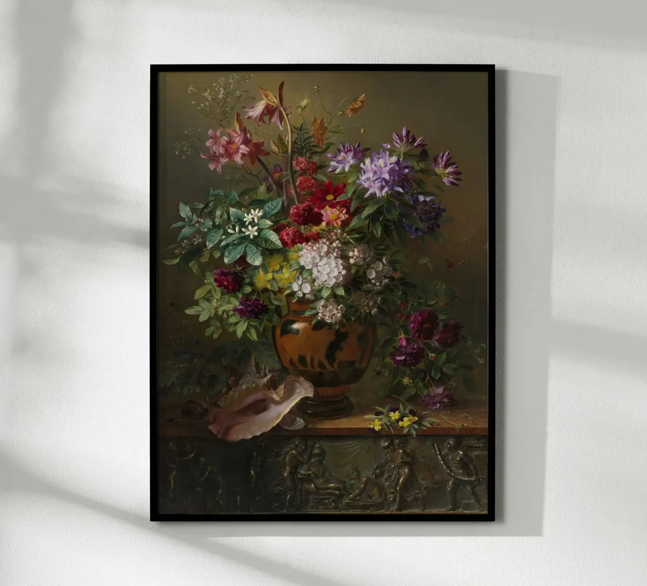Natura morta con fiori in un vaso greco - Allegoria della primavera carta hahnemühle da Timeless Artworks