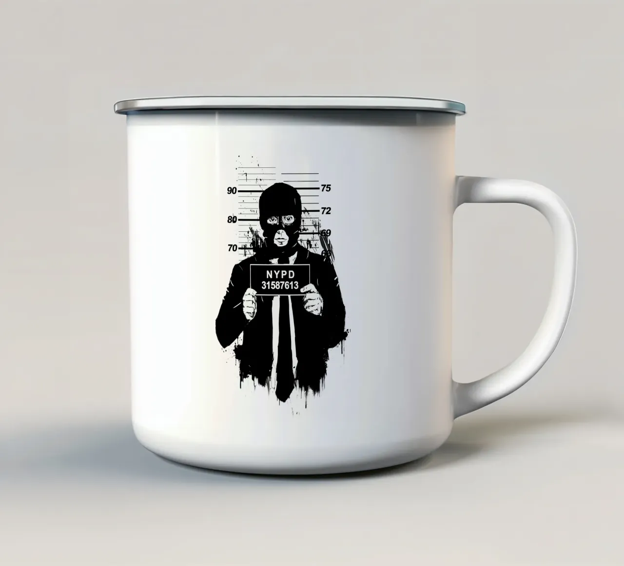 Mugshot tazza in smalto da Balazs Solti