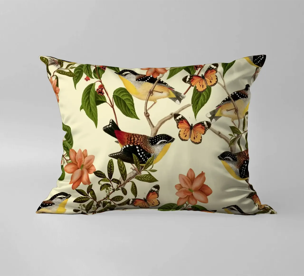 Uccelli e farfalle botanici cuscino da berwies design