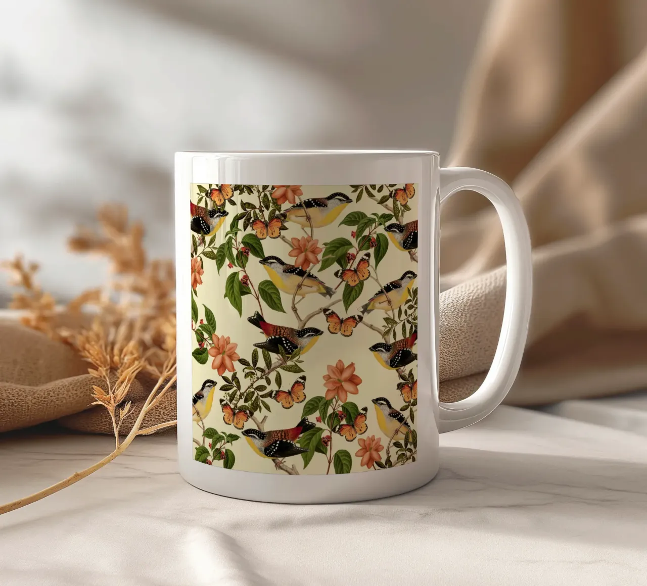 Uccelli e farfalle botanici tazza in ceramica da berwies design