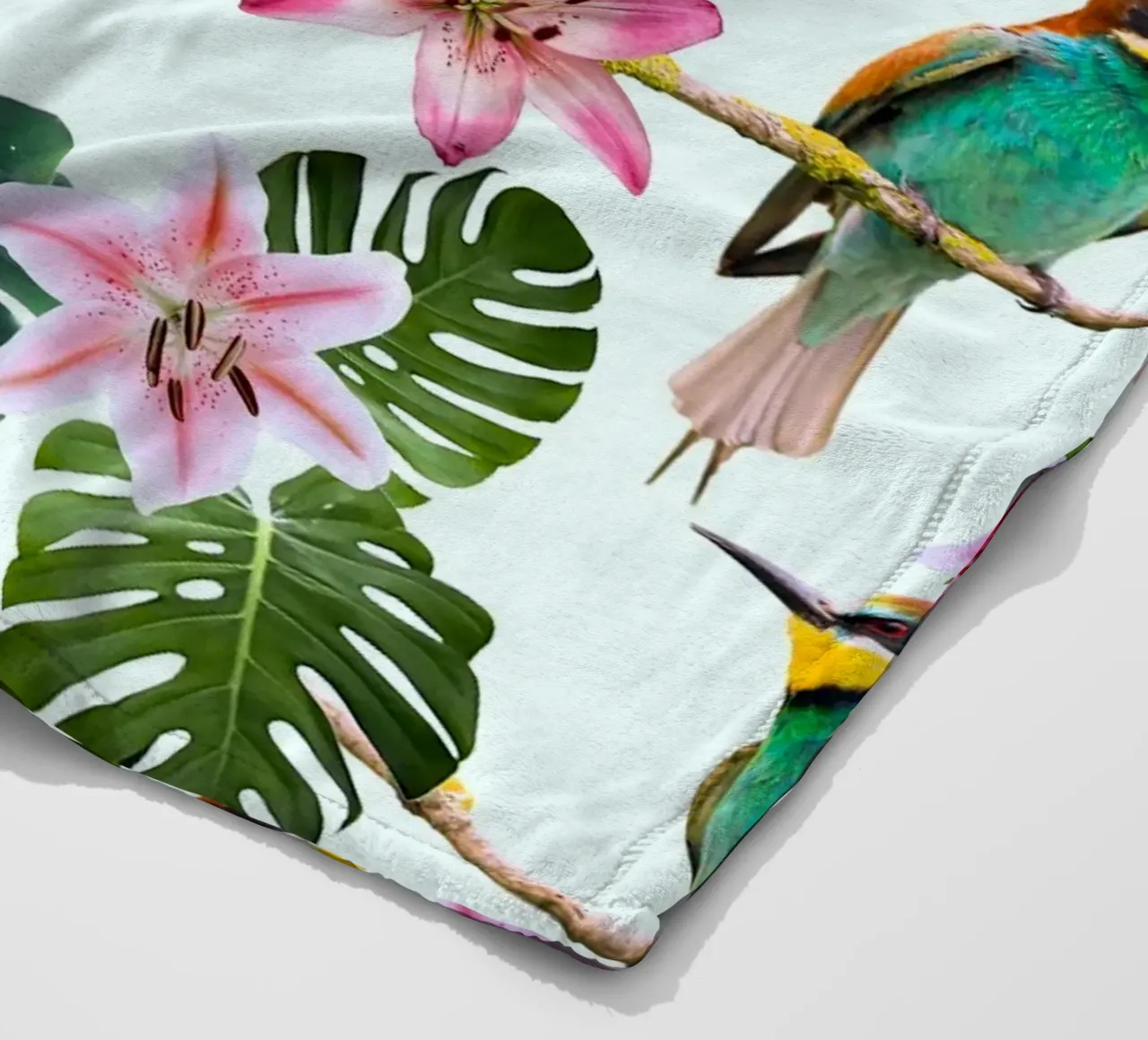 Uccelli e fiori coperta in pile da berwies design