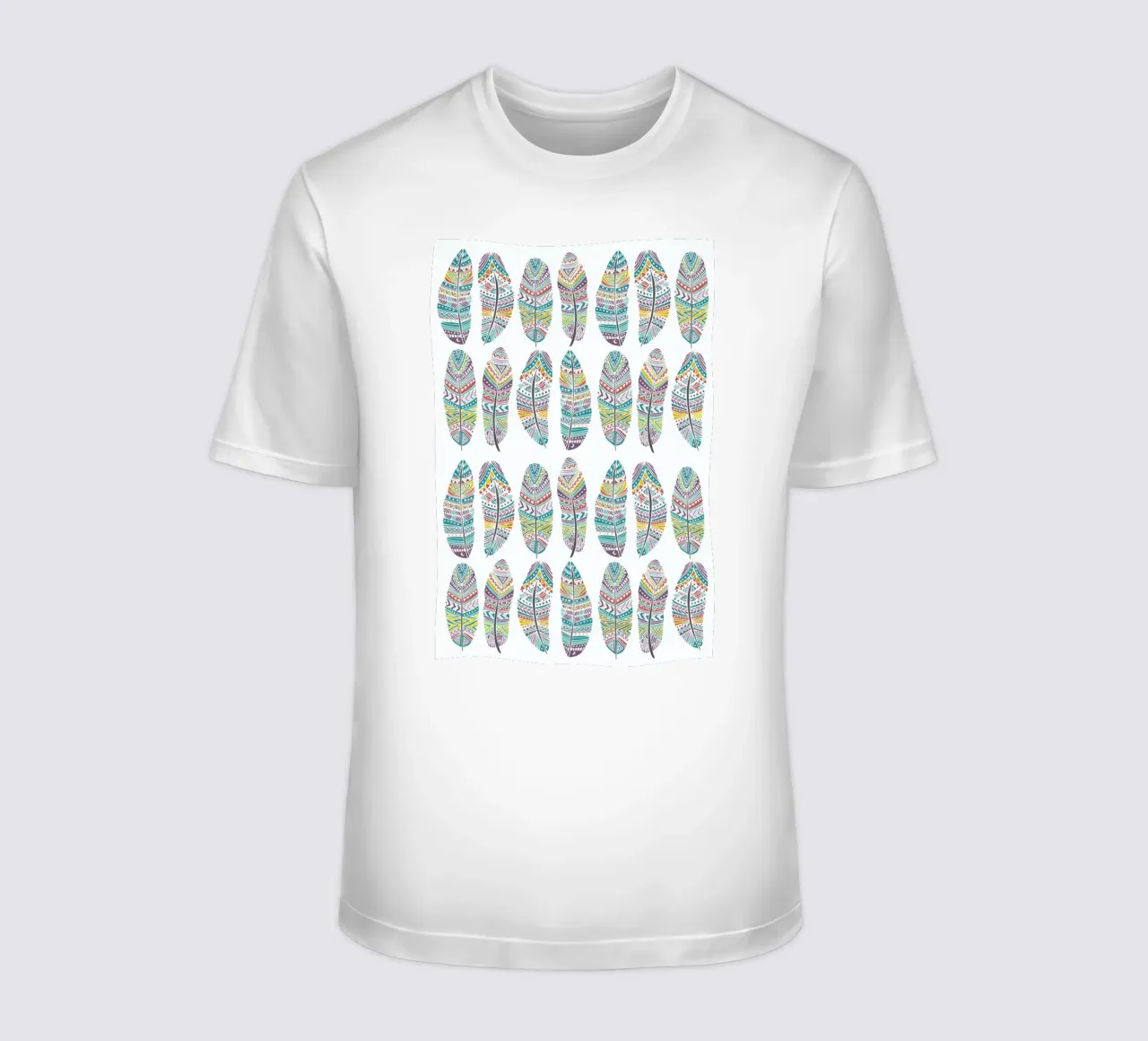 Feathers Pattern with Gold t-shirt da Pom Graphic Design