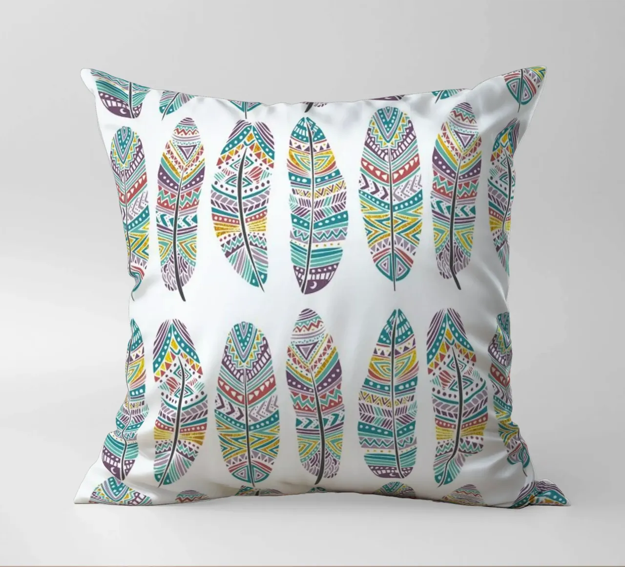 Feathers Pattern with Gold cuscino da Pom Graphic Design