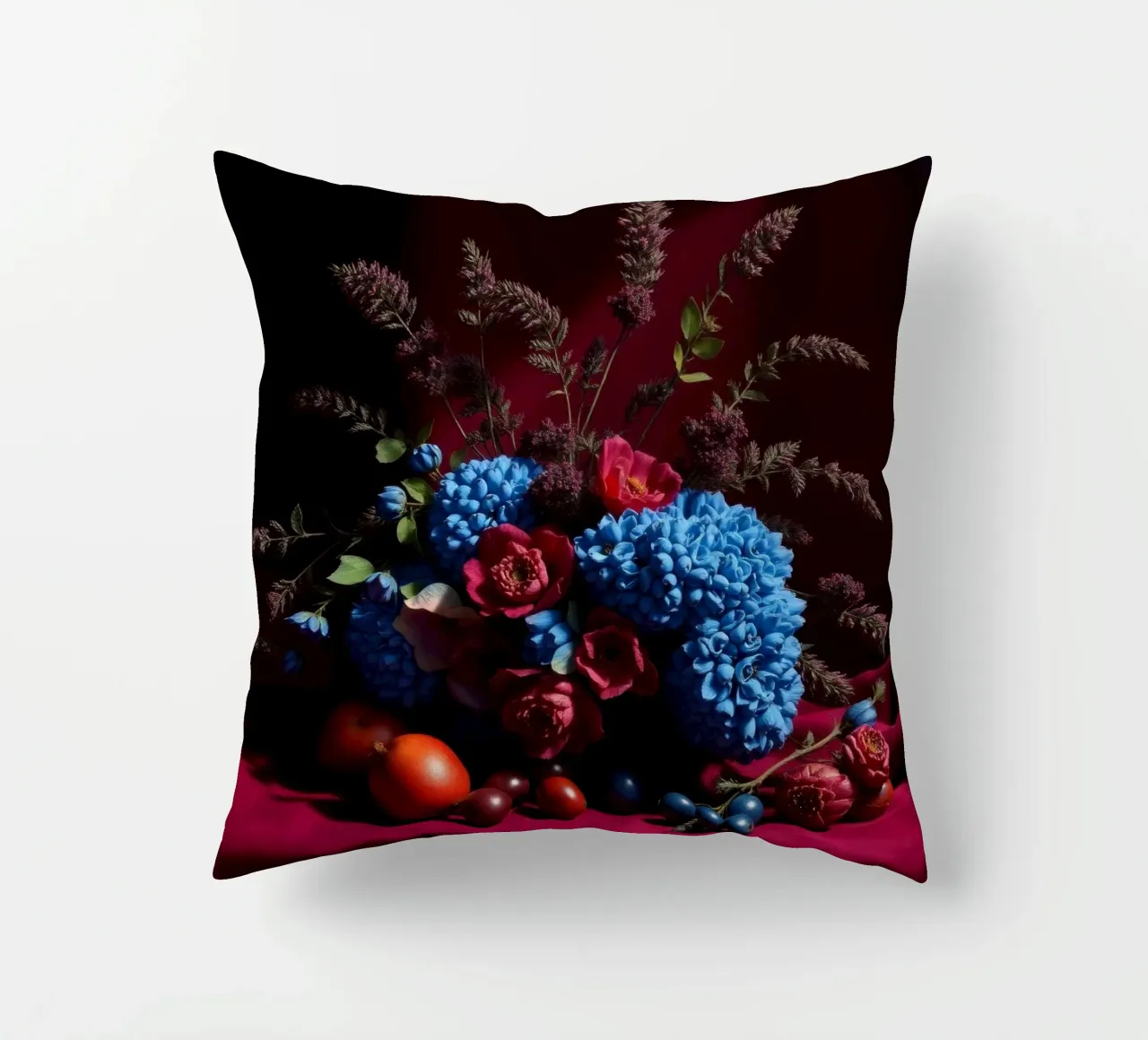 Vibrante composizione floreale con frutta colorata in cuscino da DesignDoodle