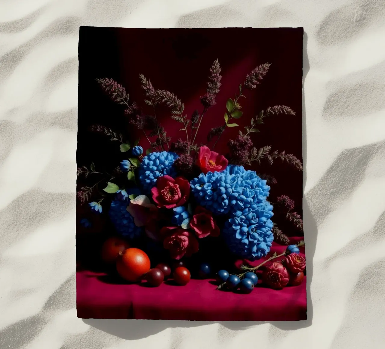 Vibrante composizione floreale con frutta colorata in telo mare da DesignDoodle