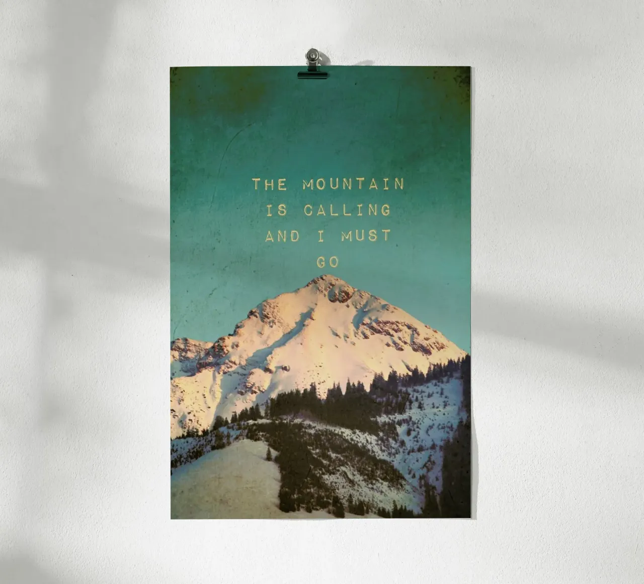 Mountain Is Calling poster da Monika Strigel