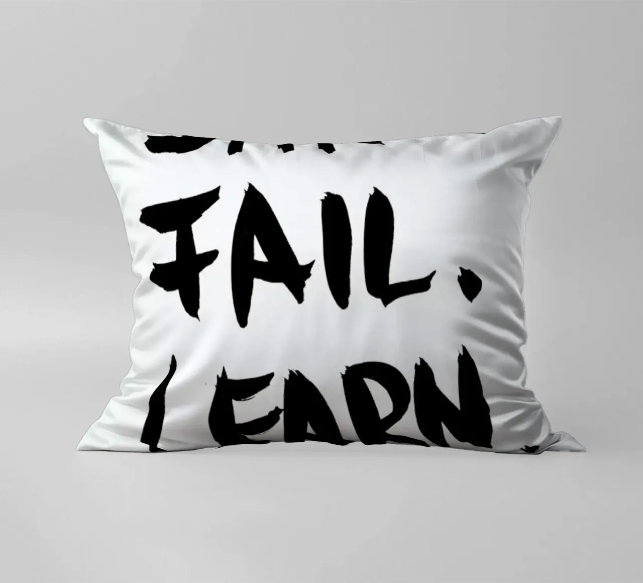 Dare. Fail. Learn. cuscino da petiteCAPS