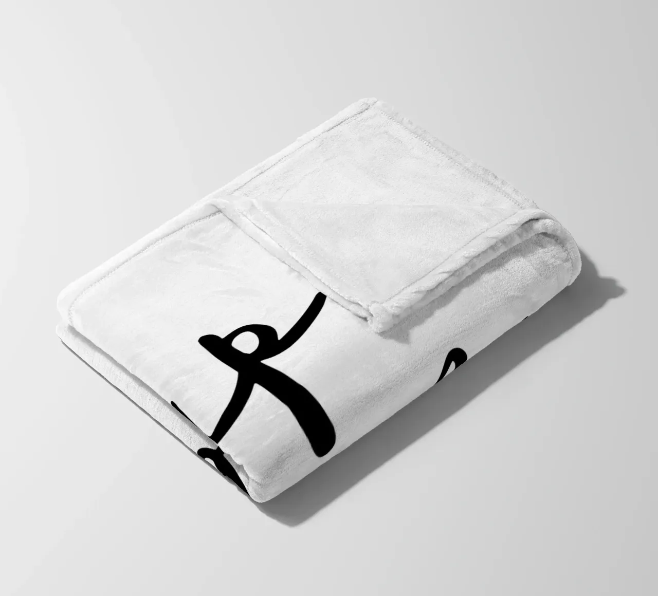 Design tipografico Nap Queen in bianco e nero monocromatico coperta in pile da THE MOTIVATED TYPE