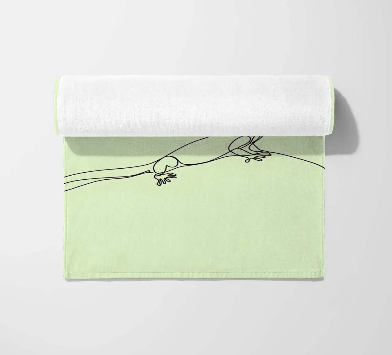 Minimalist Line Drawing of a Gecko | Modern Abstract Art beach towel by Viv Line Art