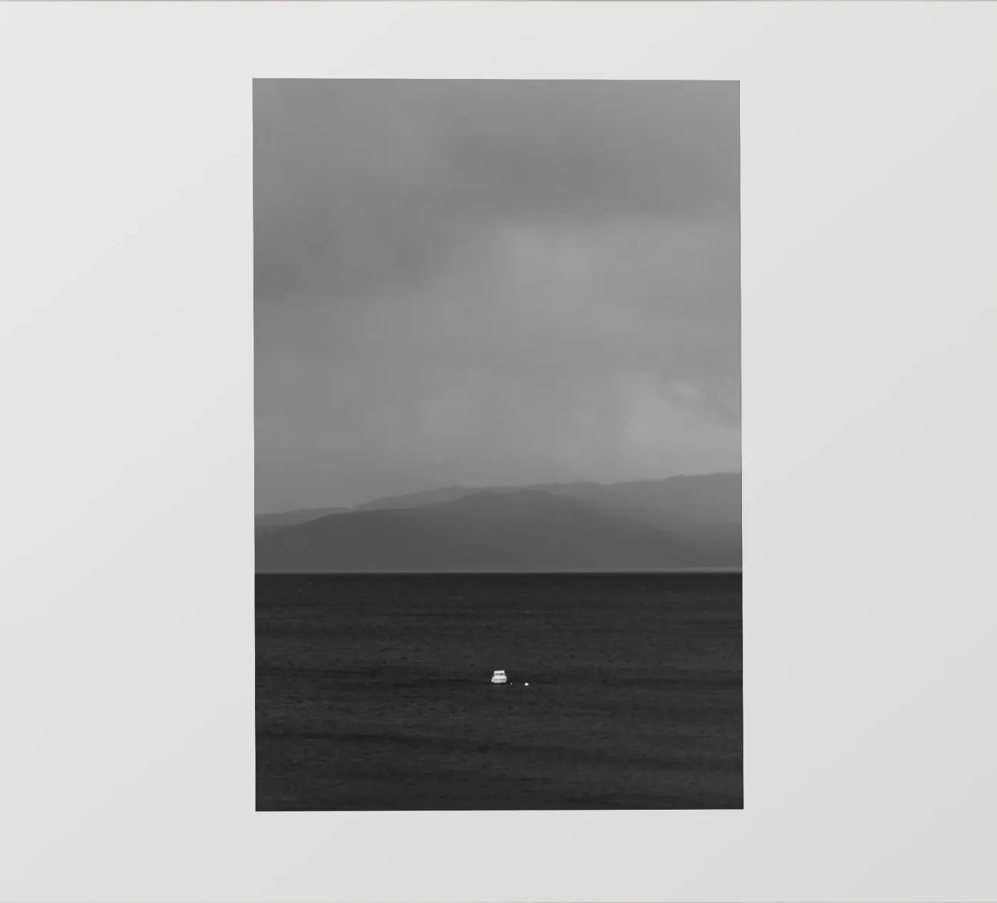 Solitude pellicola backlit da Nur Mut