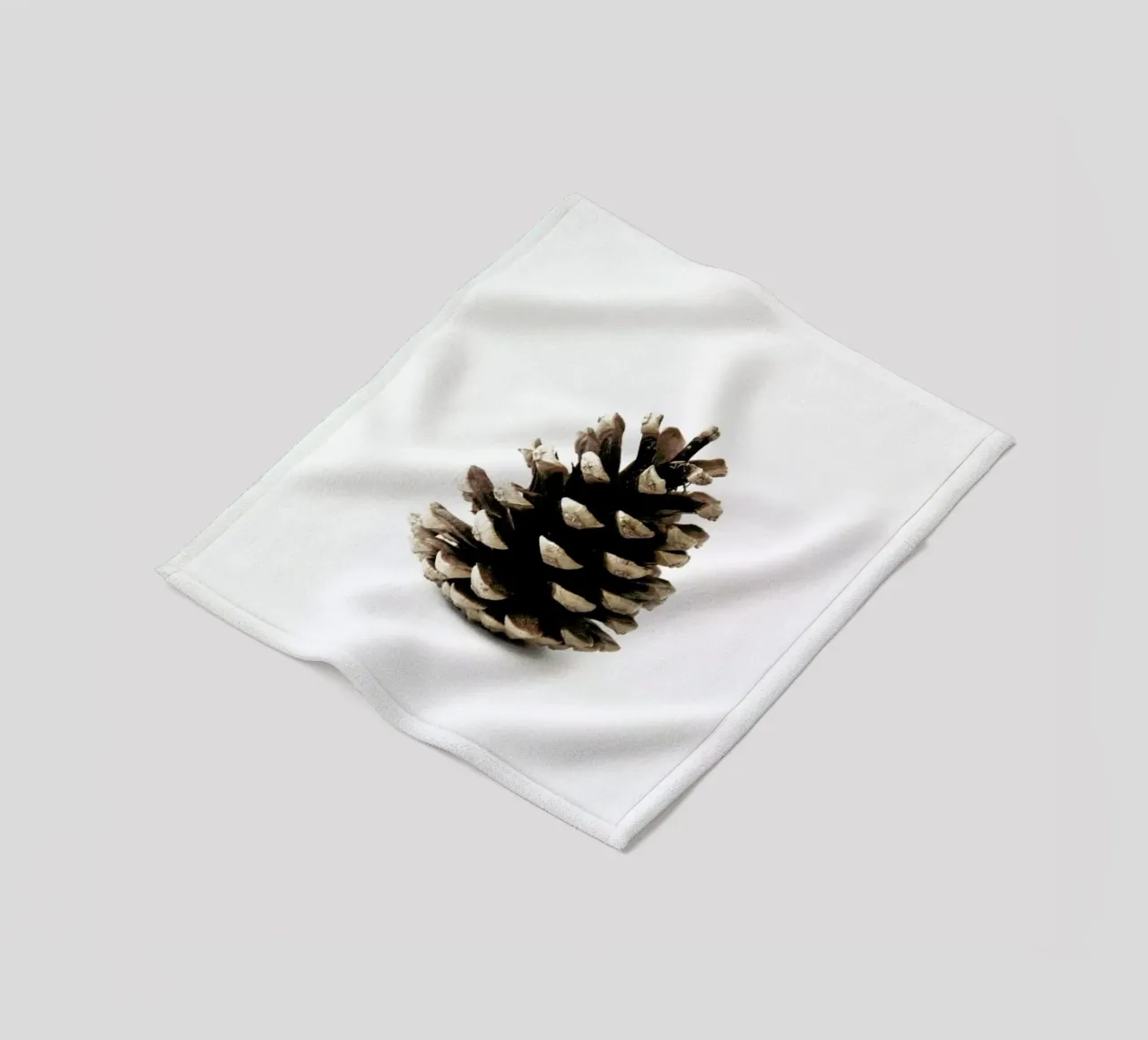 Pinecone N1 coperta in pile da Miles of Light