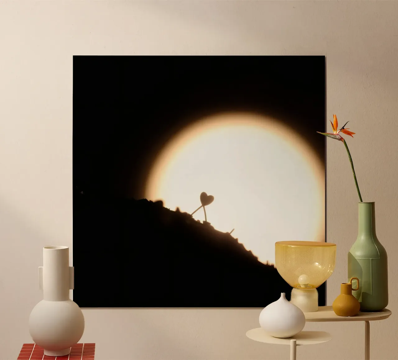 La natura dimostra l'amore con una silhouette a forma di cuore poster da DesignDoodle