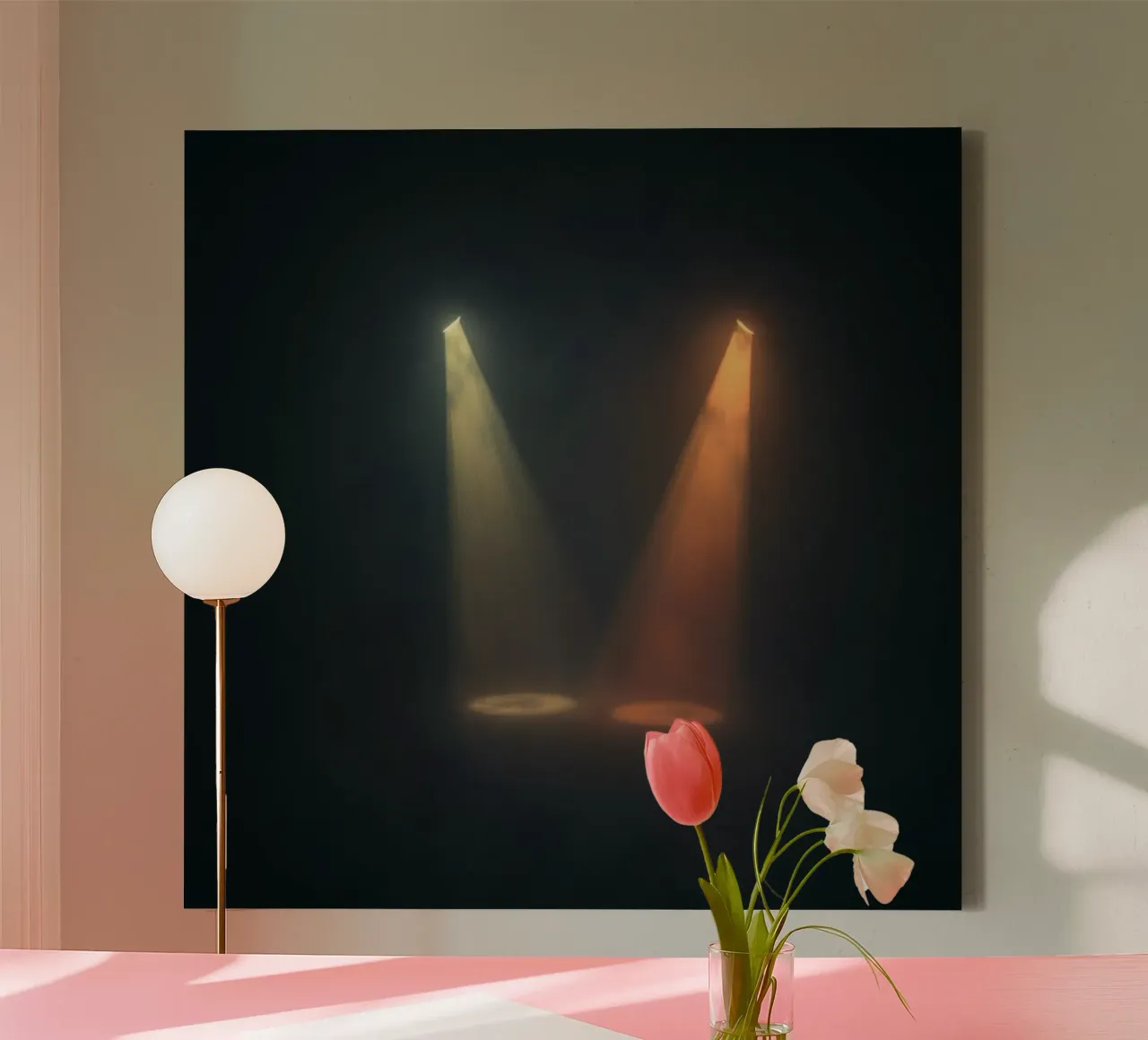 Due fasci di luce contrastanti illuminano un palcoscenico nebbioso tela da DesignDoodle