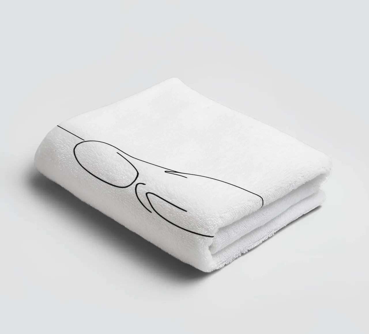 Minimalist Line Drawing of a Cat Sleeping | Modern Abstract towel by Viv Line Art