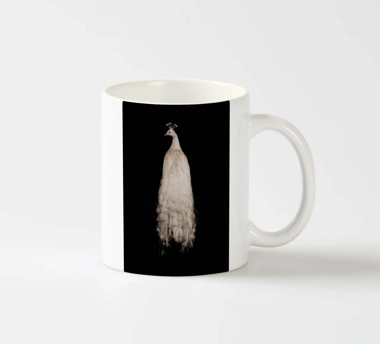 Pavone bianco maestoso tazza in ceramica da Curious Collections by Marielle Leenders