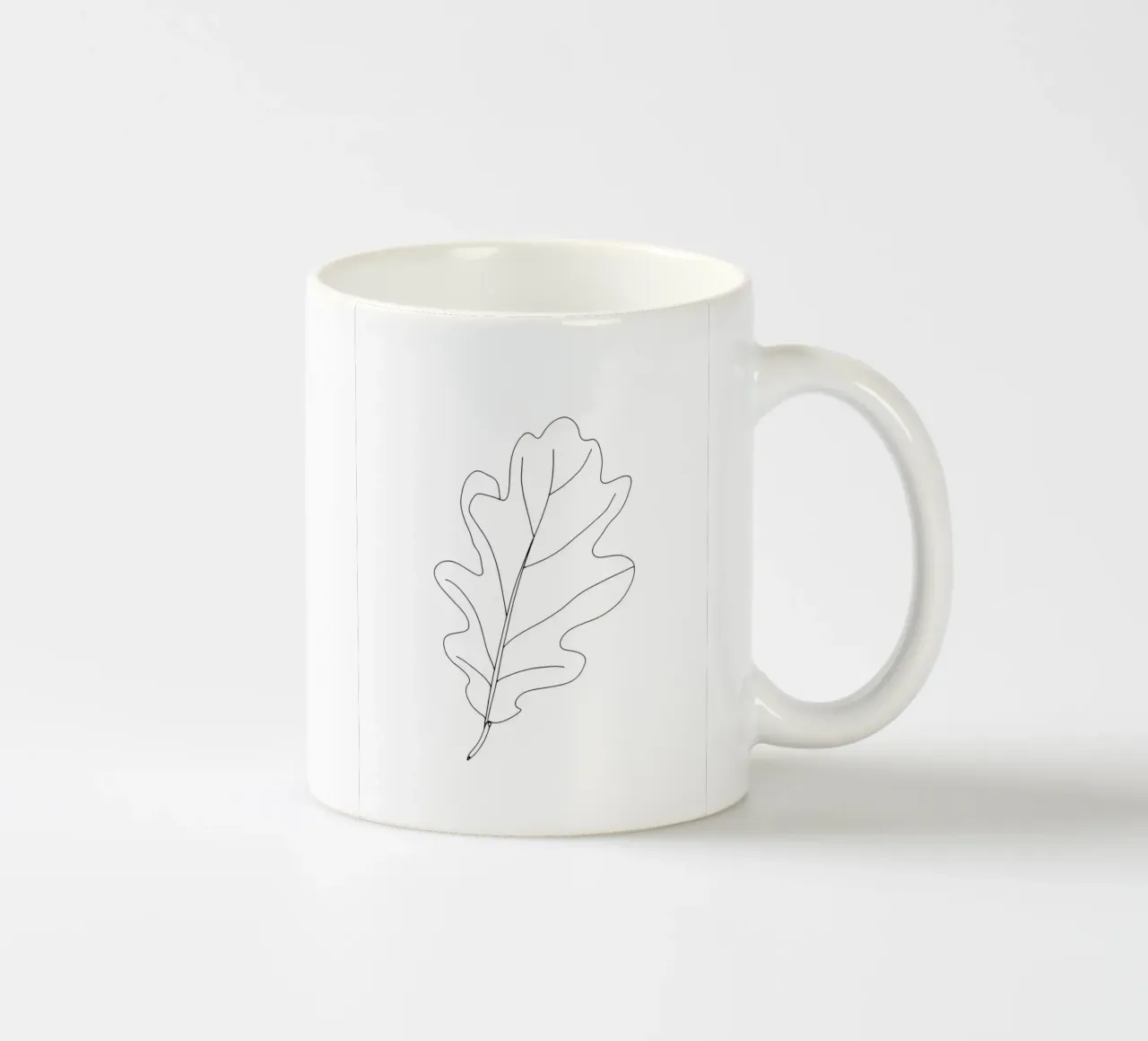Dessin au trait minimaliste d'une feuille de chêne | Modern Abstract Art mug en céramique de Viv Line Art
