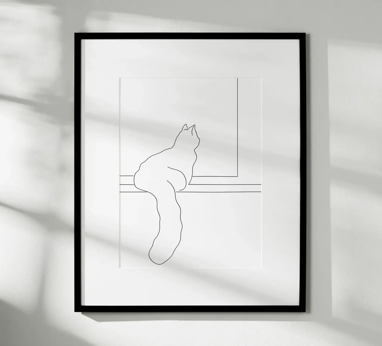 Dessin minimaliste d'un chat assis sur le rebord d'une fenêtre poster avec cadre en bois de Viv Line Art