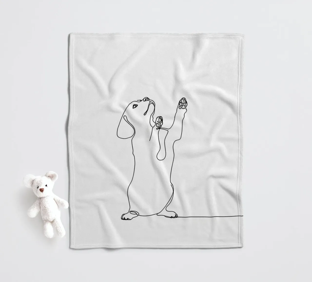 Minimalistische Strichzeichnung eines tanzenden Dackels | Modern Abst Fleecedecke von Viv Line Art