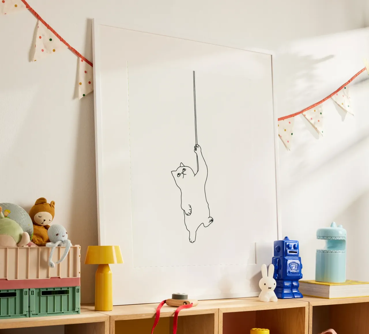 Minimalistische Strichzeichnung einer Katze, die an einer Schnur hängt | Moder Hahnemühle von Viv Line Art