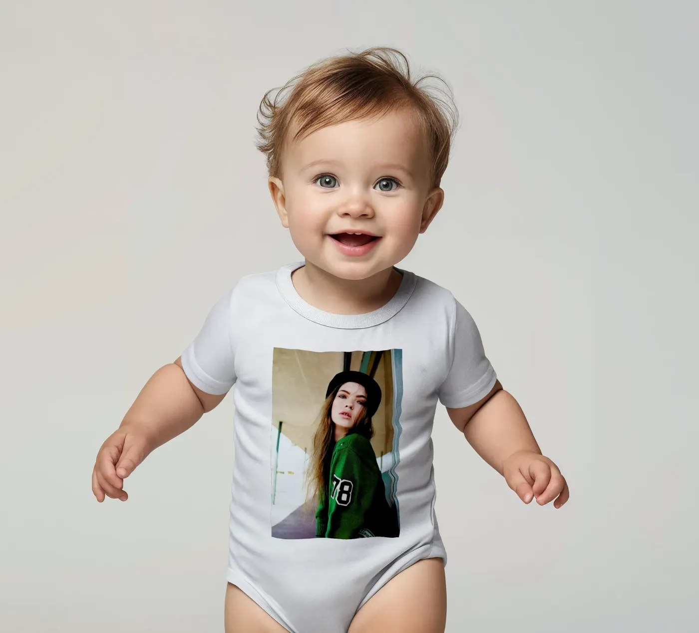 Teeth separated body bébé de Aysha Banos