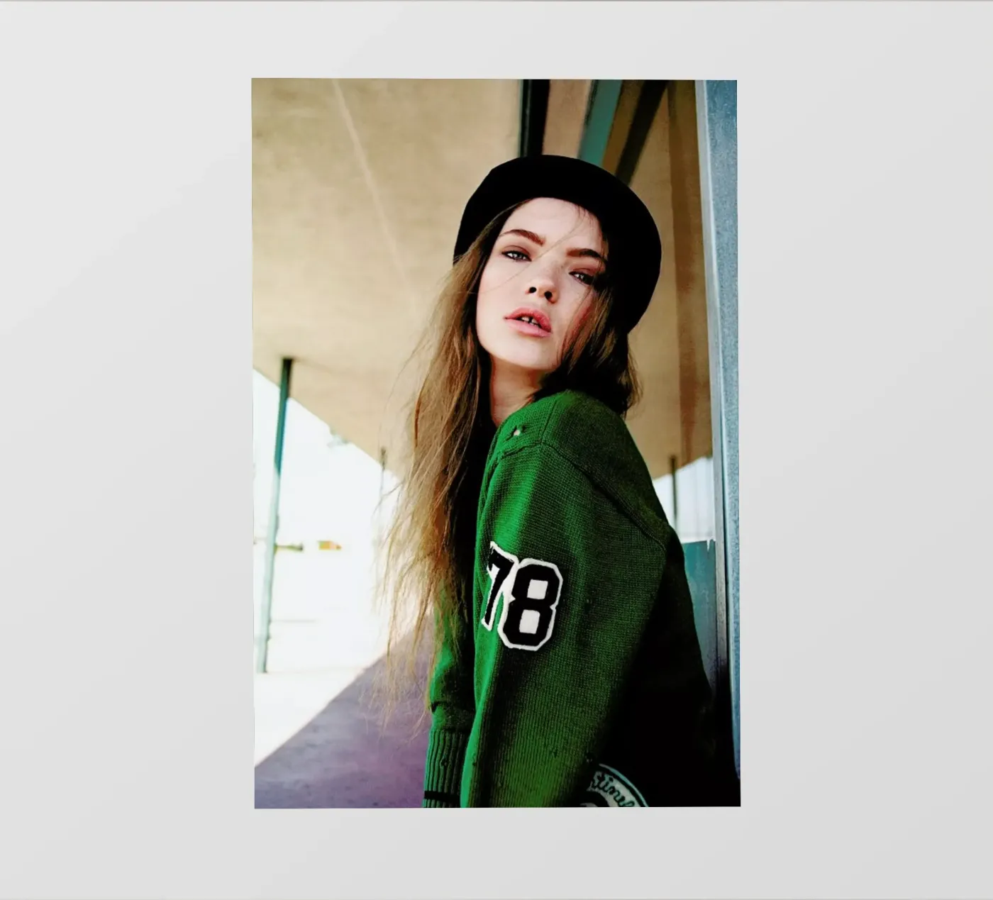 Teeth separated pellicola backlit da Aysha Banos