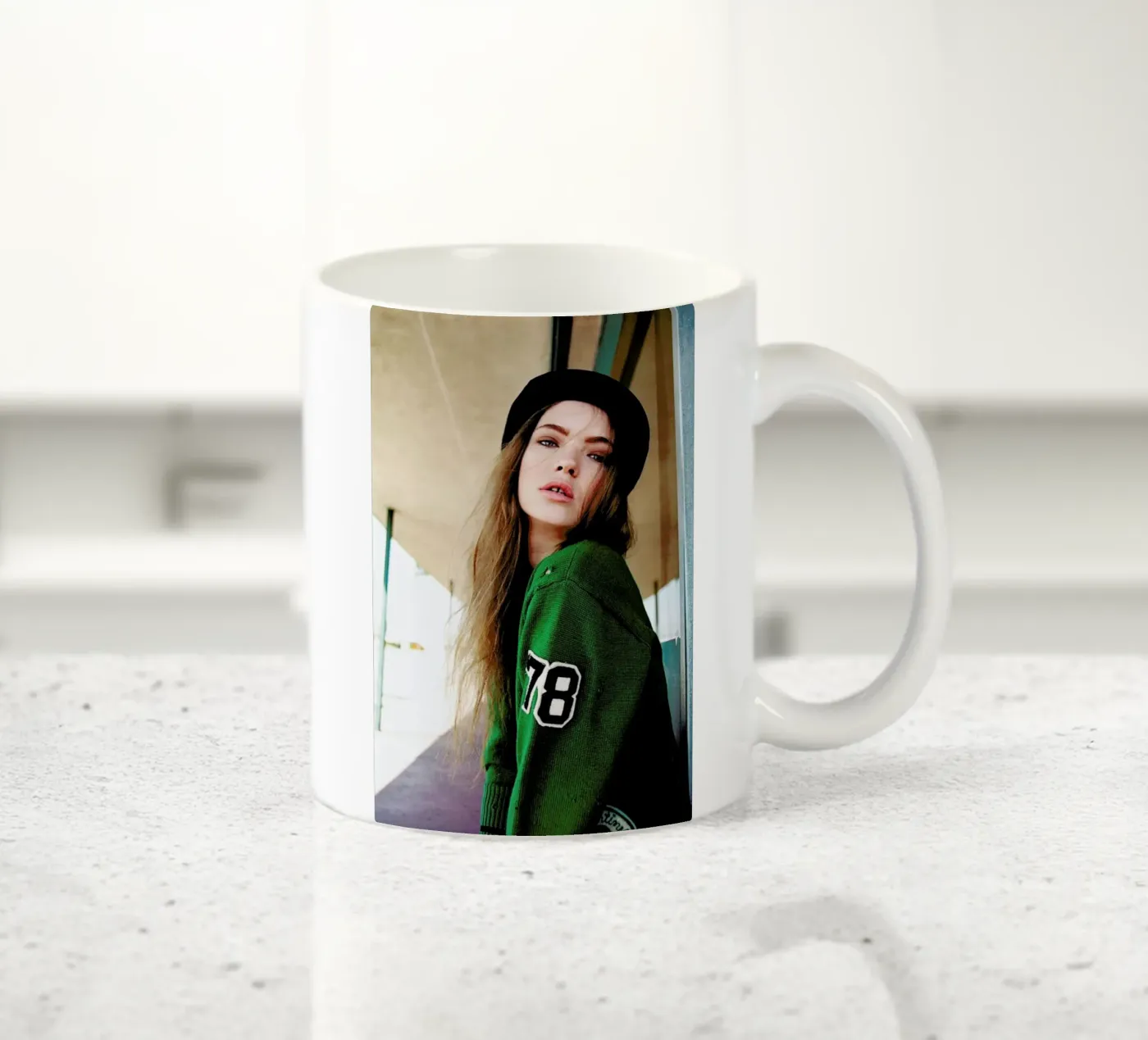 Teeth separated mug en céramique de Aysha Banos