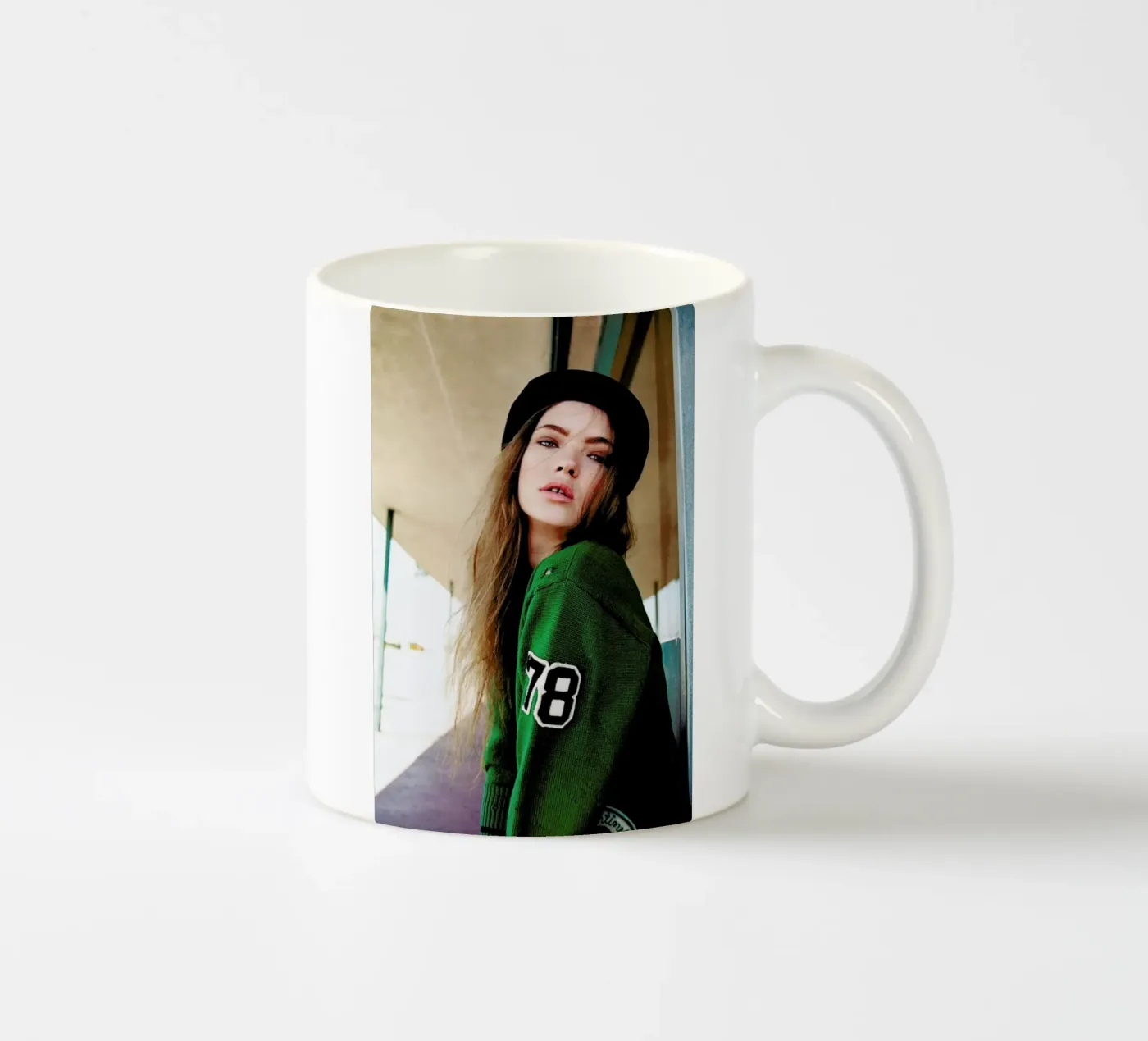 Teeth separated mug en céramique de Aysha Banos