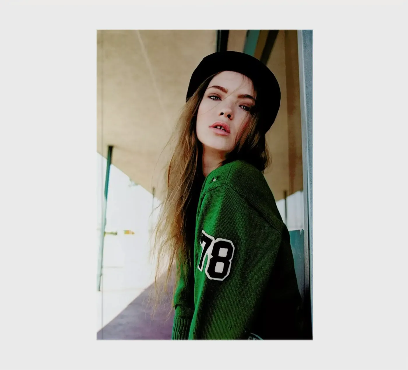 Teeth separated quaderno da Aysha Banos