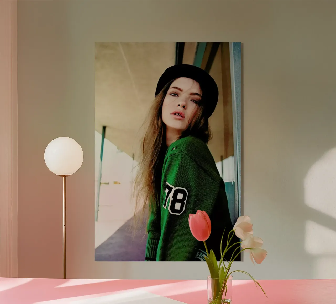 Teeth separated plexiglass da Aysha Banos