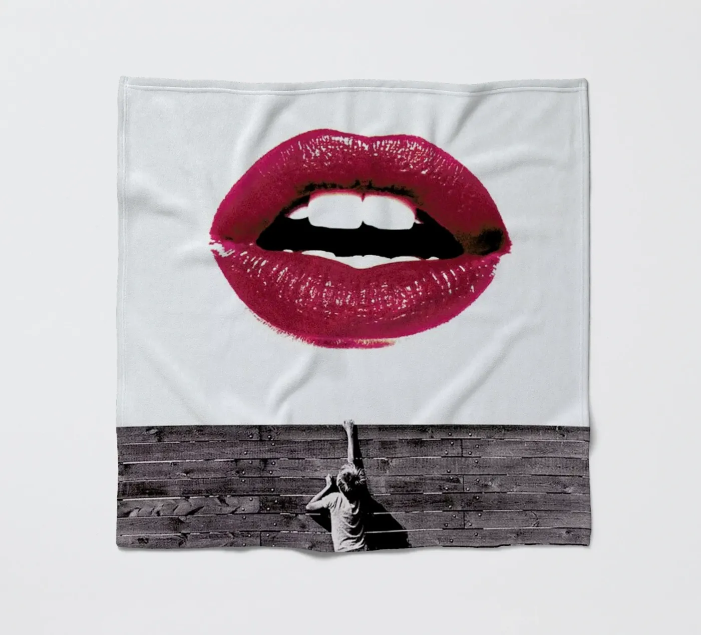 Curious Lips Fleecedecke von Paste in Place