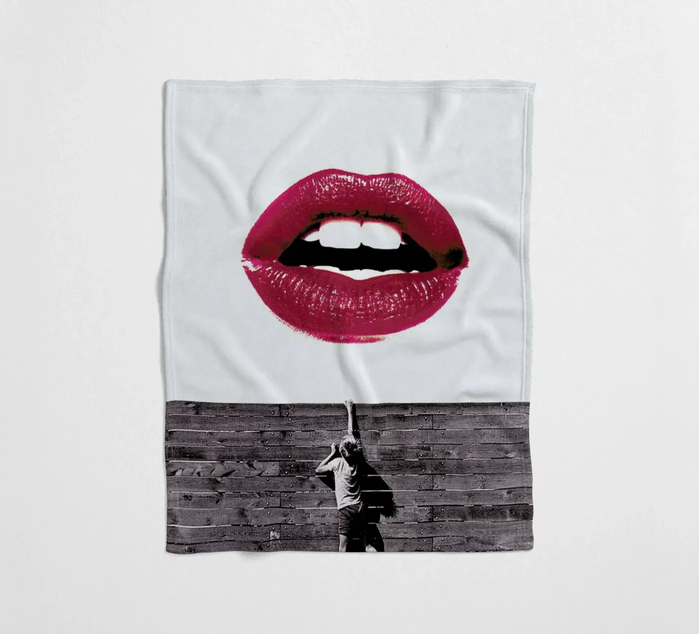 Curious Lips Fleecedecke von Paste in Place