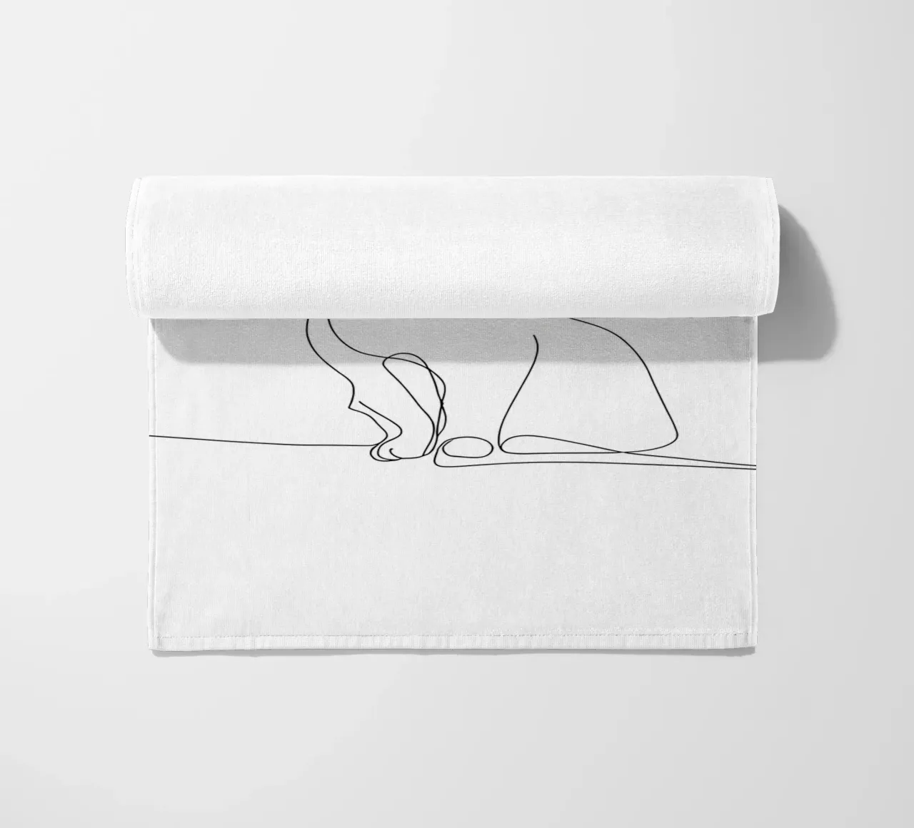 Dessin au trait minimaliste d'un chat mignon | Modern Abstract Art serviette de plage de Viv Line Art