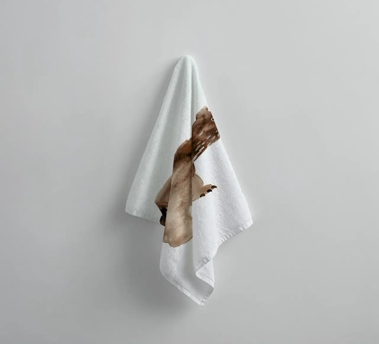 Bear towel by Farina Kuklinski