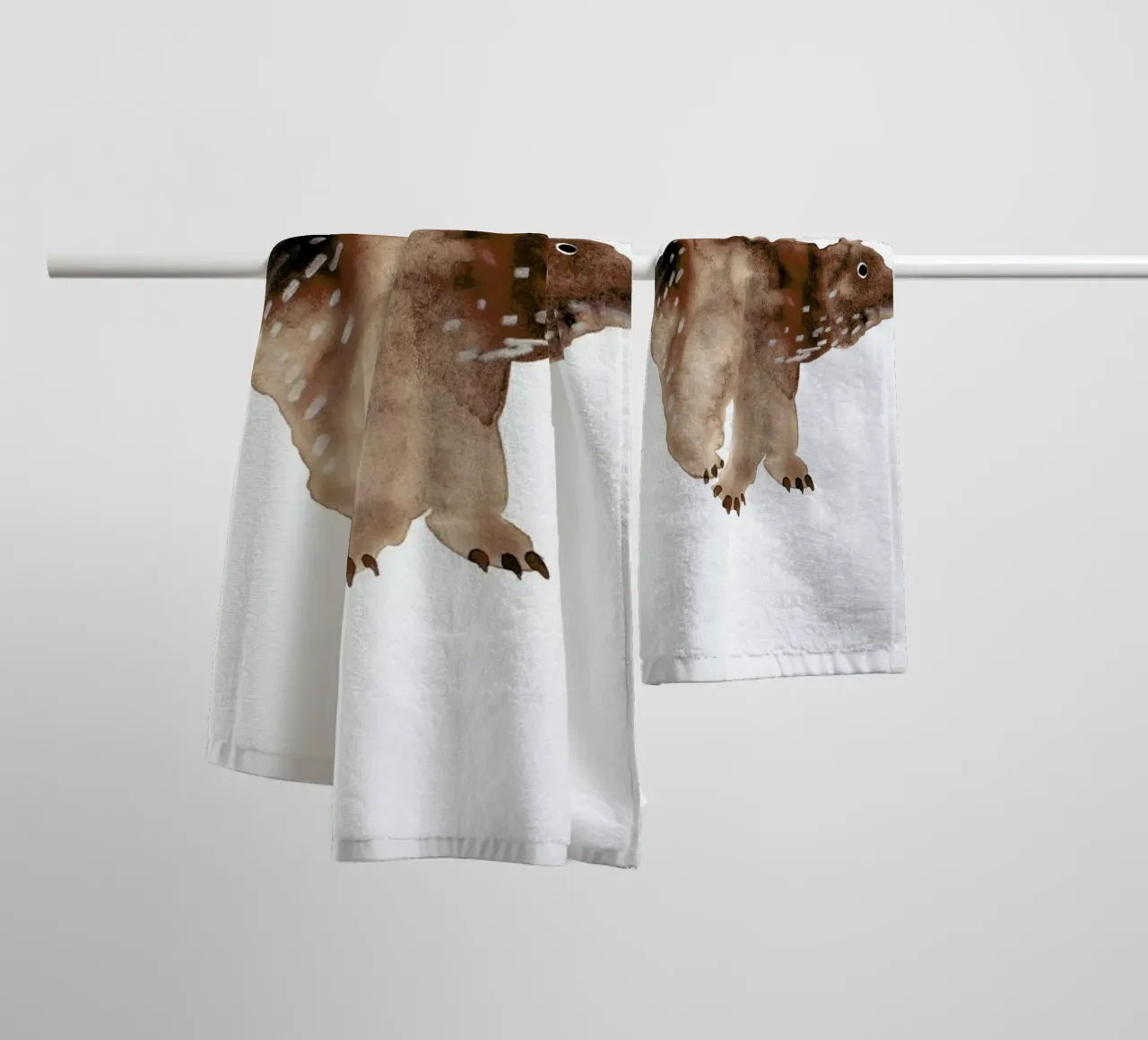 Bear towel by Farina Kuklinski