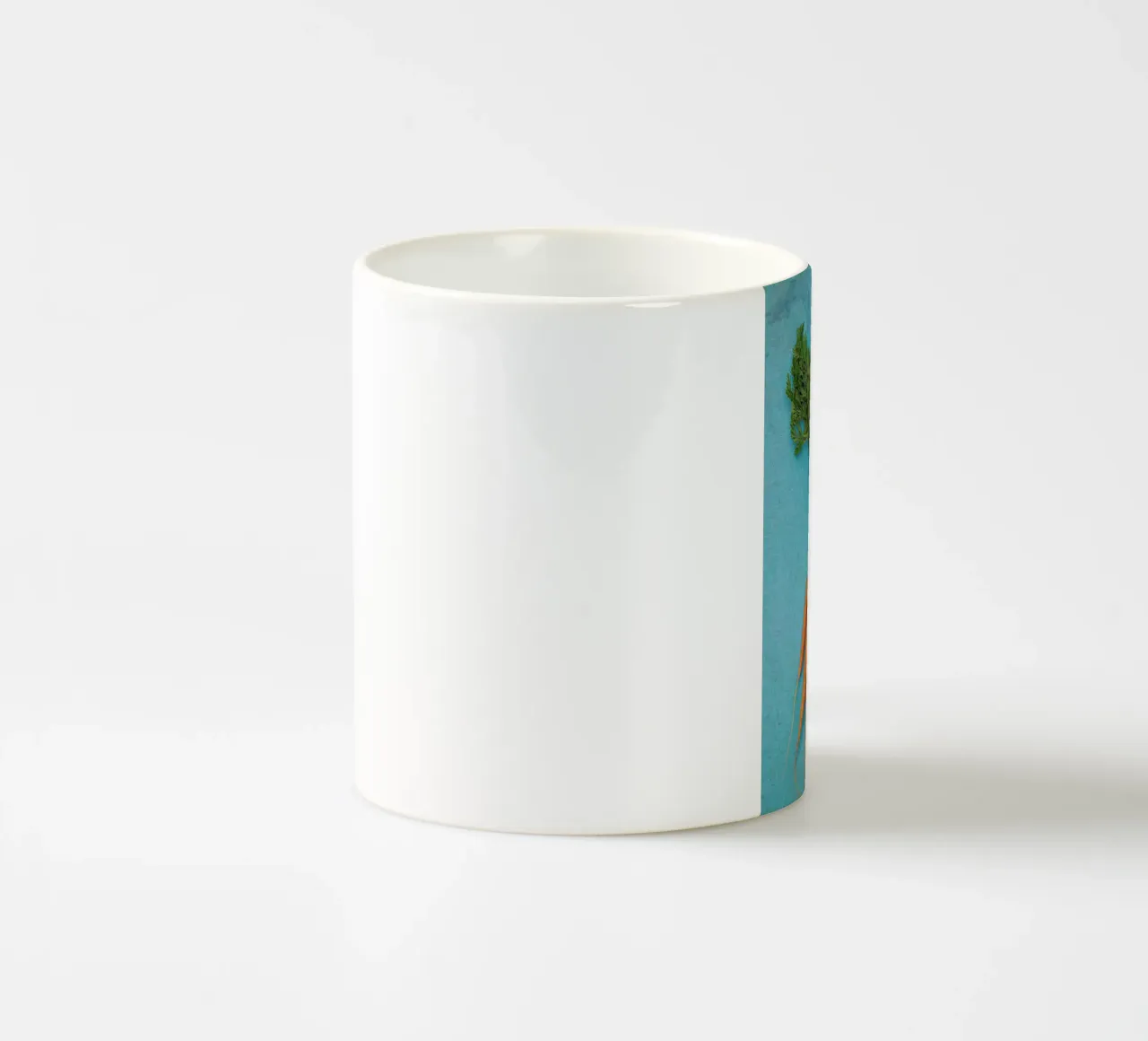 Carrots tazza in ceramica da Keri Bevan