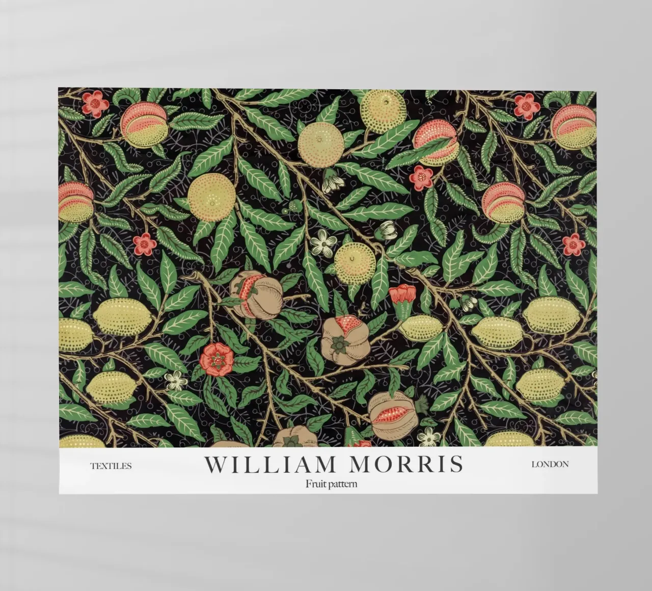William Morris, motivo della frutta pellicola backlit da Peaches Art Prints