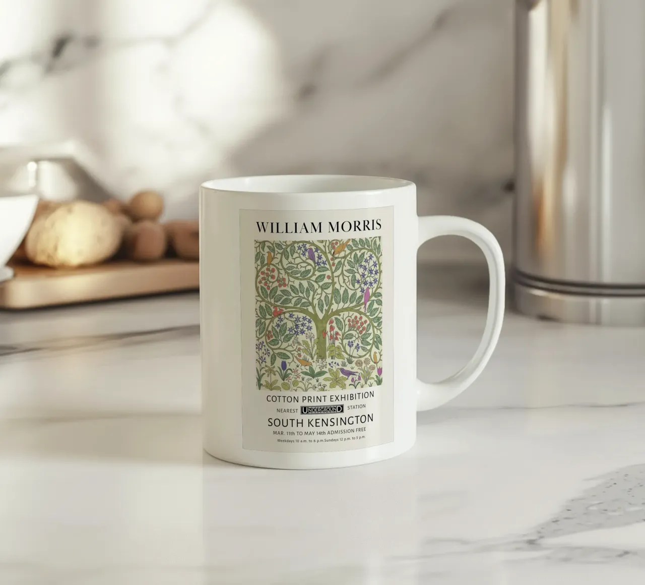 Milliam Morris, Uccelli dell'albero della vita tazza in ceramica da Peaches Art Prints