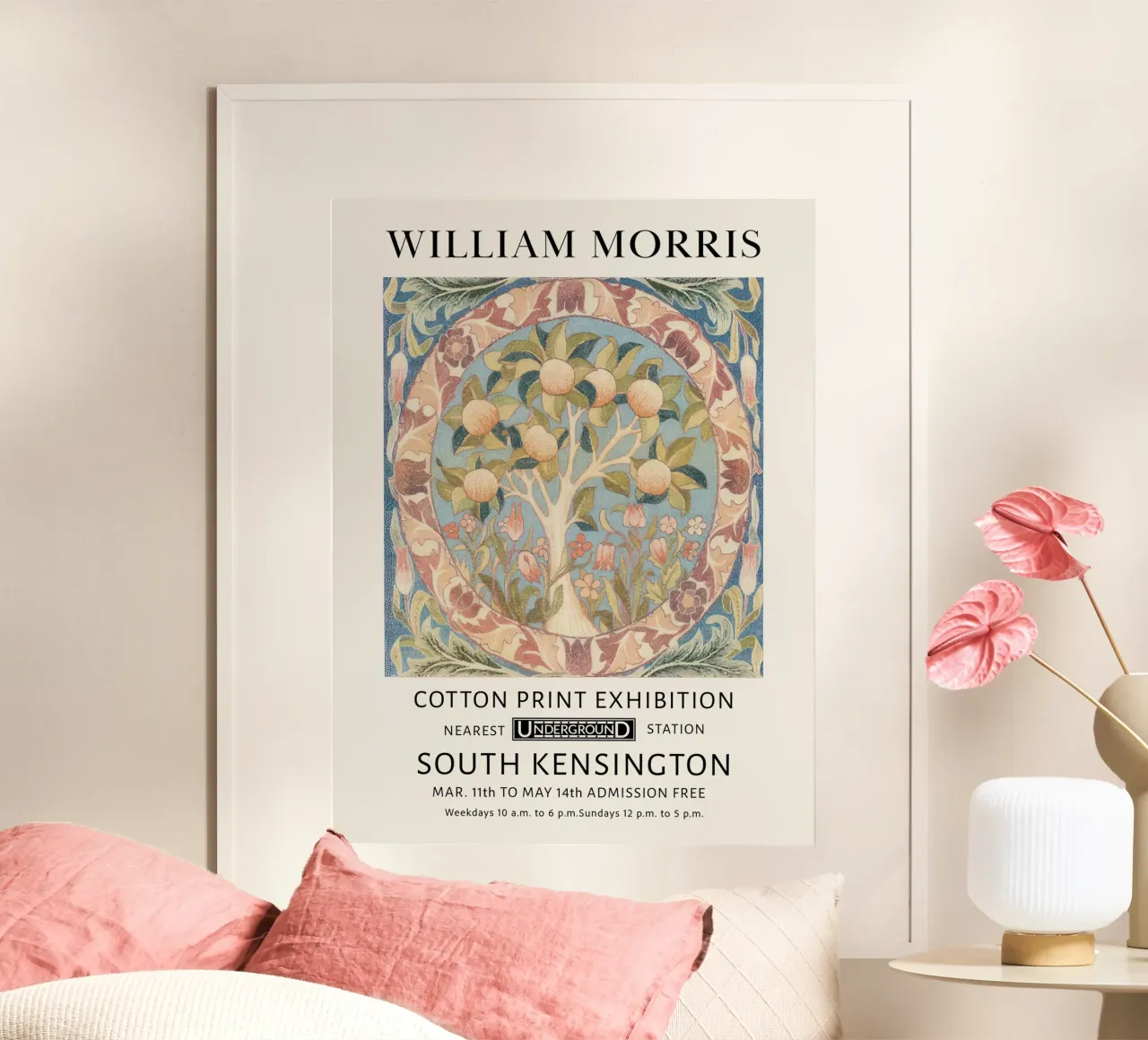 William Morris, Albero della vita con pesche e arance poster con telaio in plastica da Peaches Art Prints