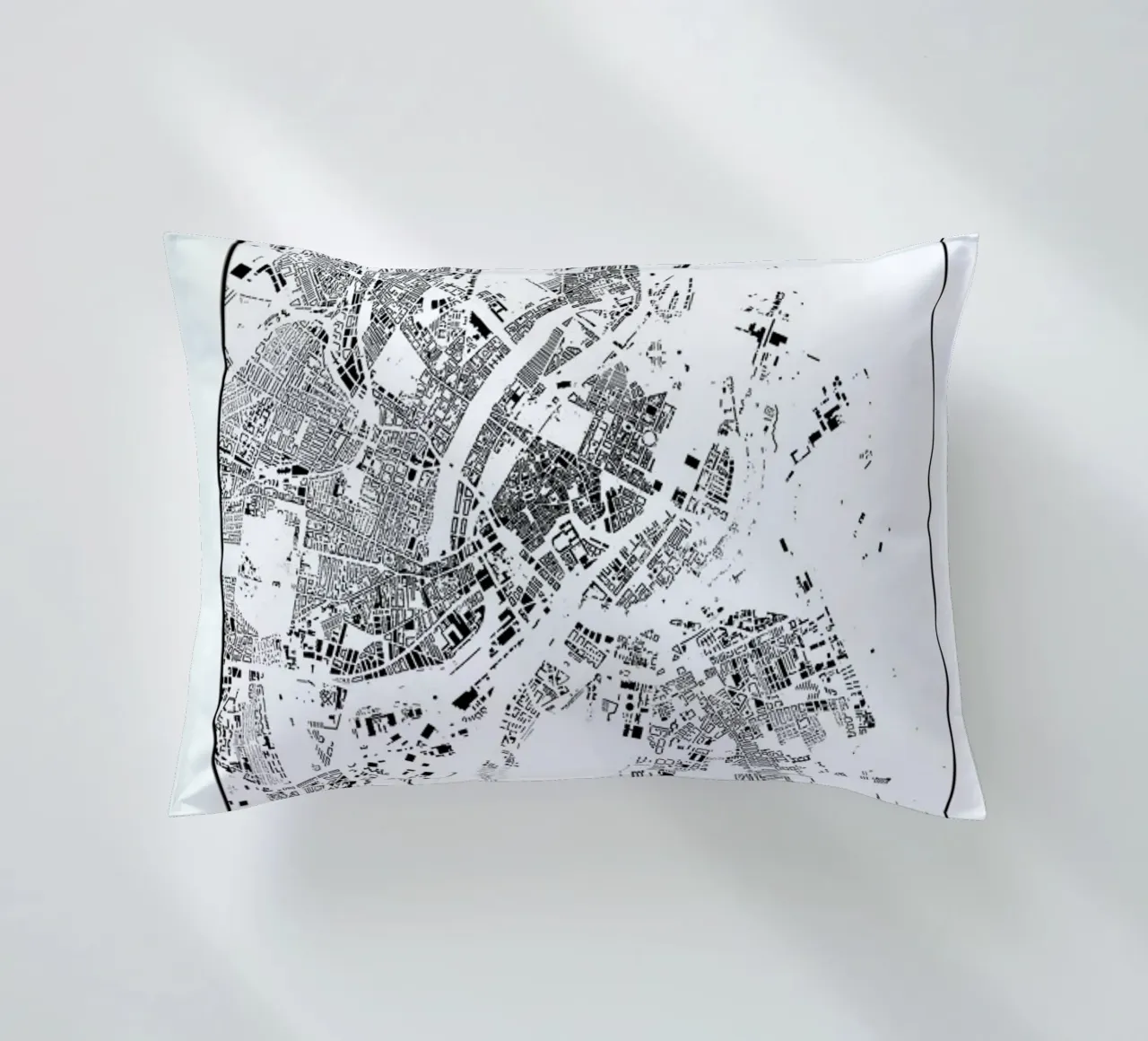 Copenhagen Map Schwarzplan cuscino da Hubert Roguski