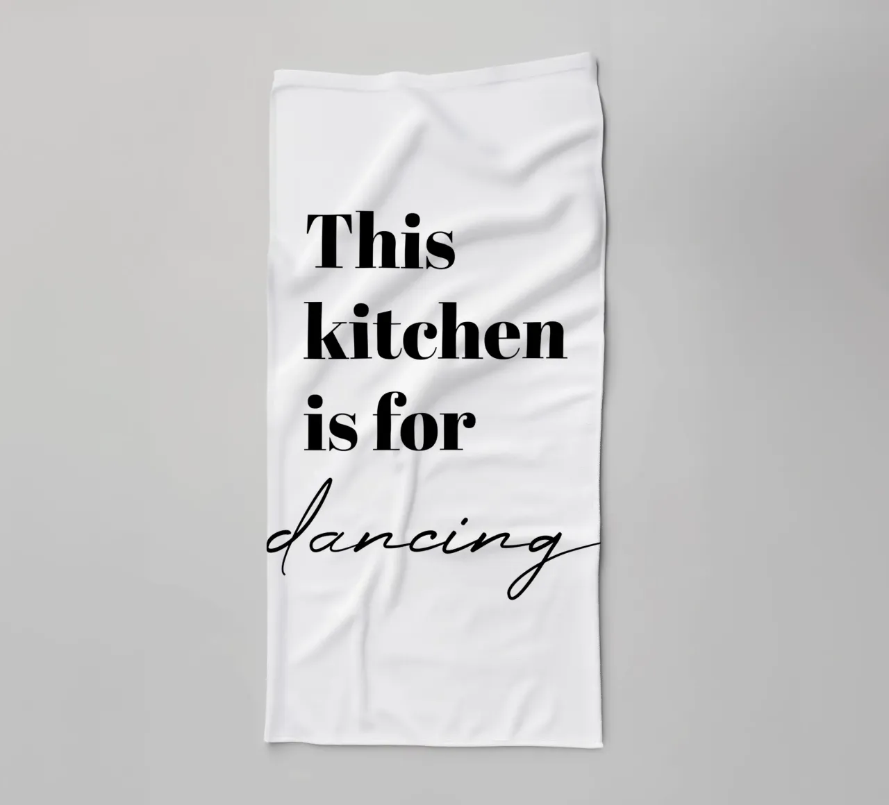 This kitchen is for dancing - elegant serviette de bain de Typo Designs