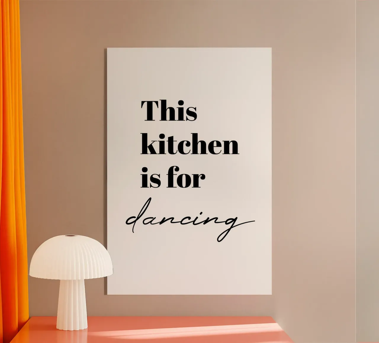 This kitchen is for dancing - elegant plexiglass da Typo Designs