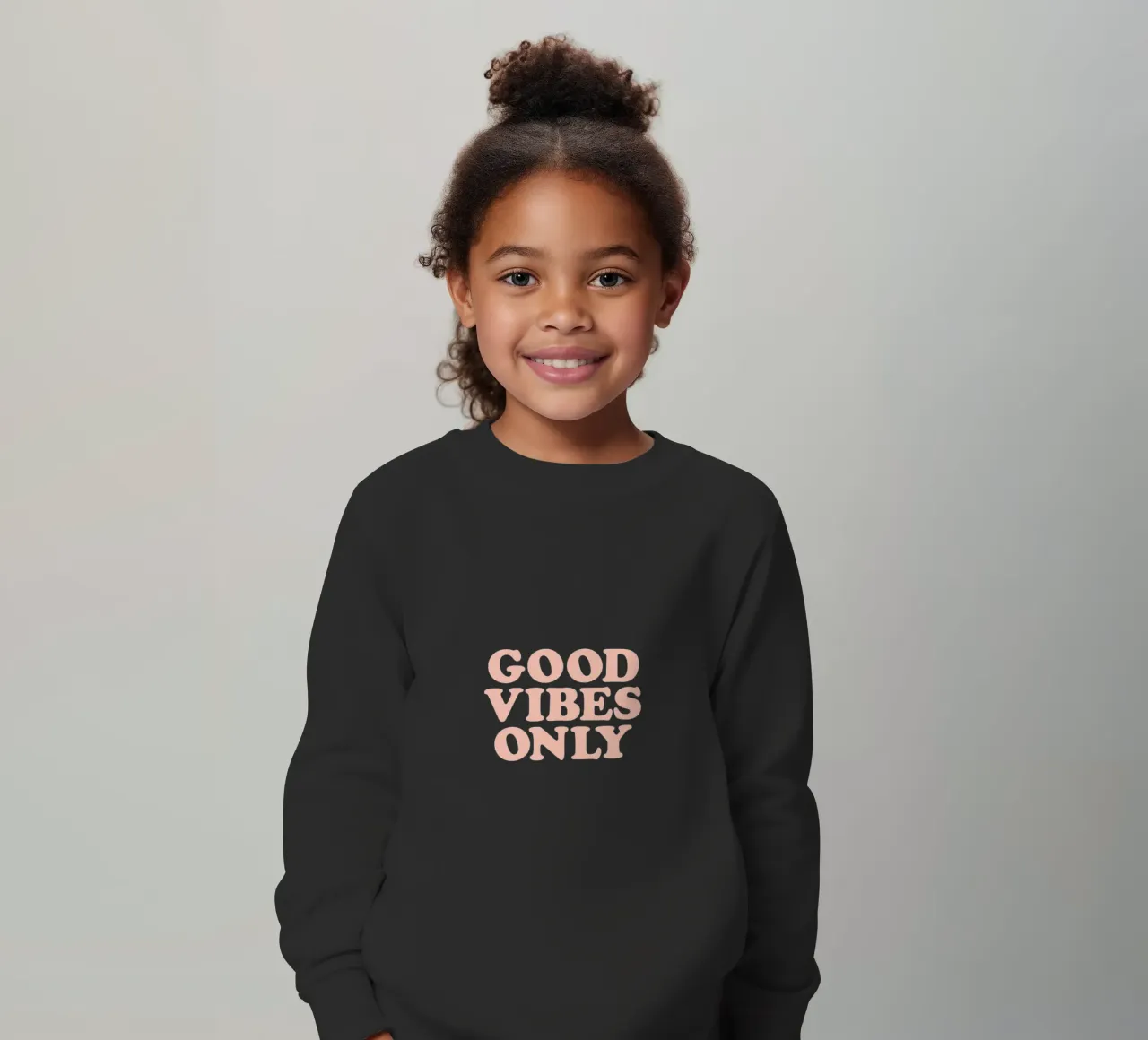 Good Vibes Only Retro Typography Design felpa bambino da THE MOTIVATED TYPE