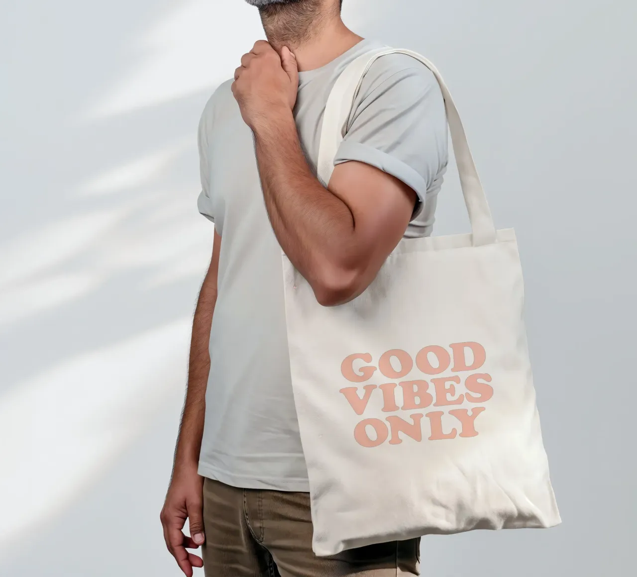 Alleen goede vibraties Retro Typografie Ontwerp jute draagtas van THE MOTIVATED TYPE