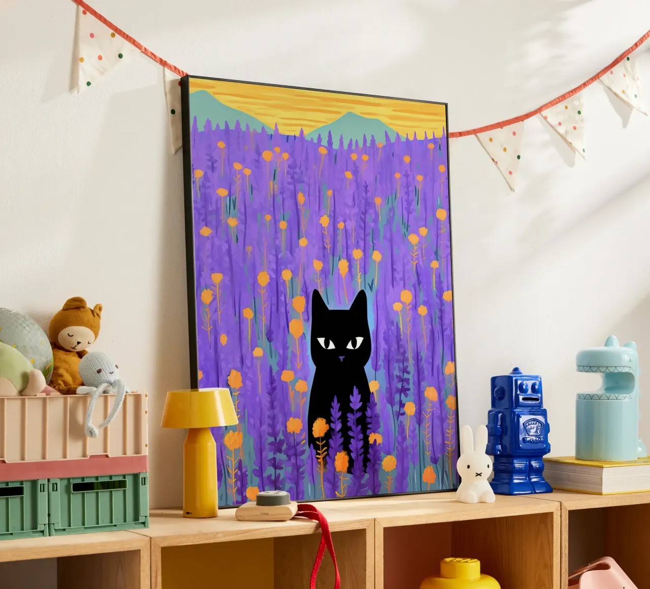 Gatto nero in un campo di lavanda - Illustrazione di fiori alluminio dibond da Peaches Art Prints