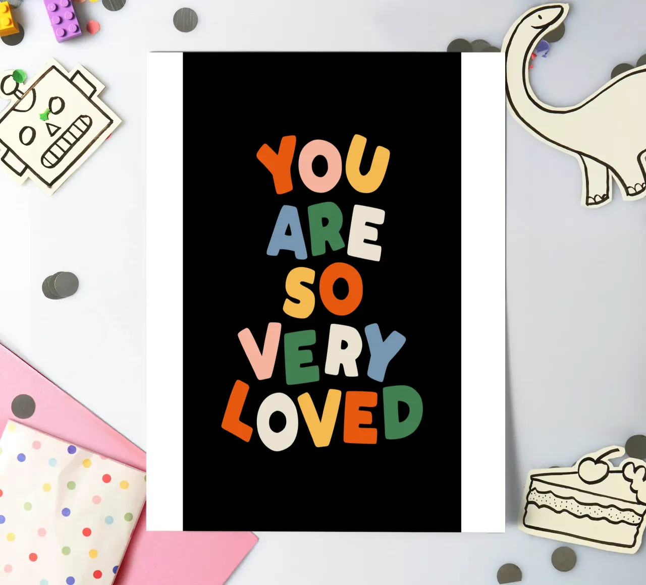You Are So Very Loved en rouge, vert, bleu, jaune et pêche planche autocollant de THE MOTIVATED TYPE