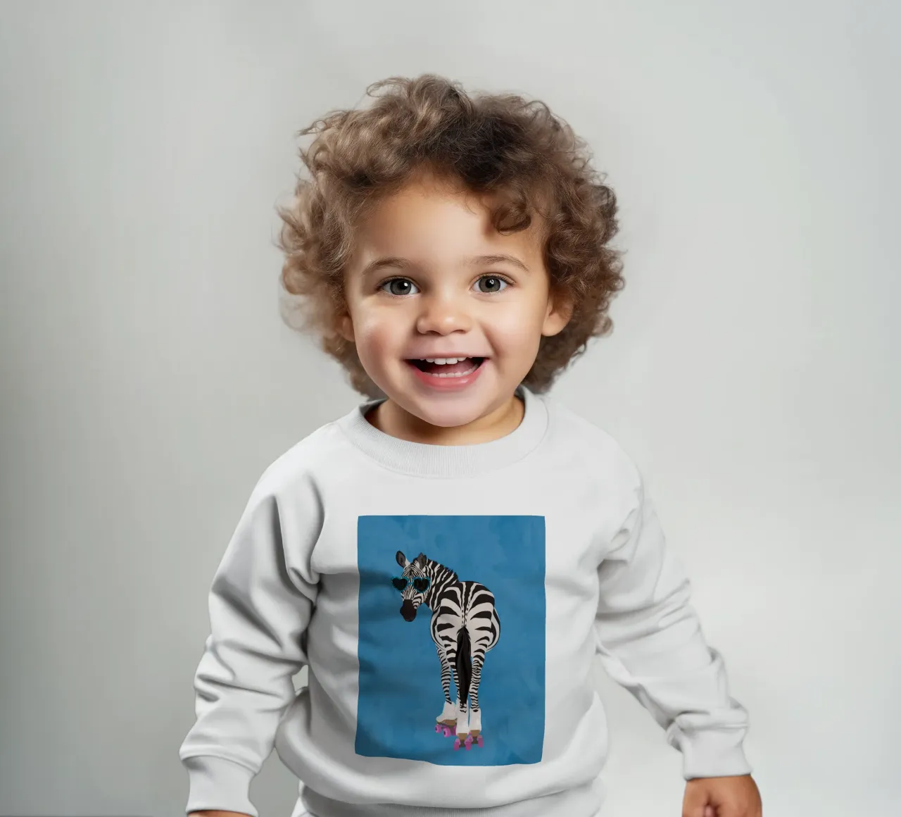 Zebra Rollerskating baby sweatshirt van SarahManovski