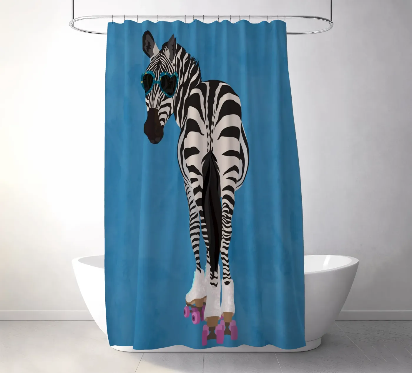 Zebra Rollerskating Duschvorhang von SarahManovski