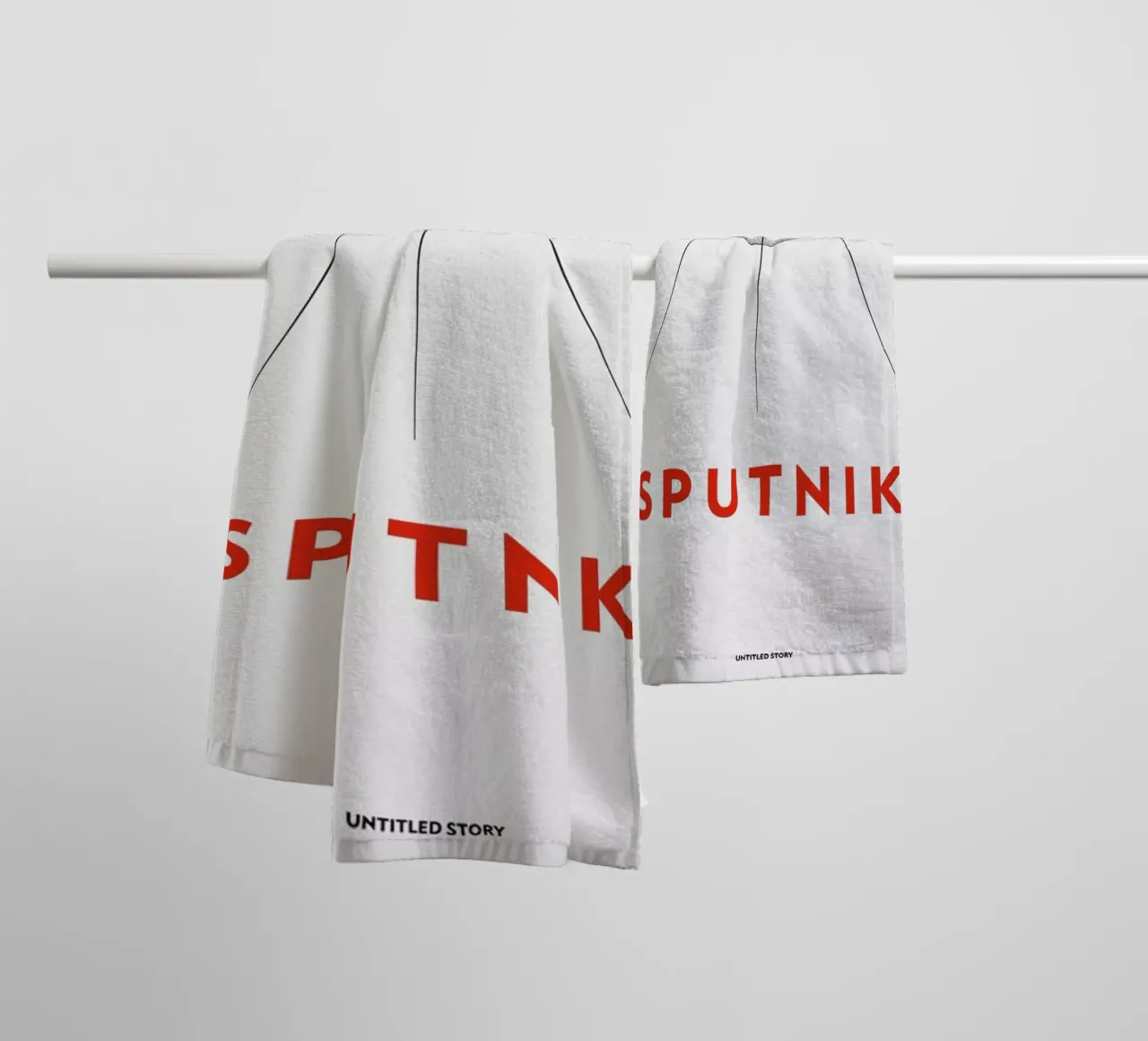Sputnik 2 asciugamano da bagno da Marc Schulthess