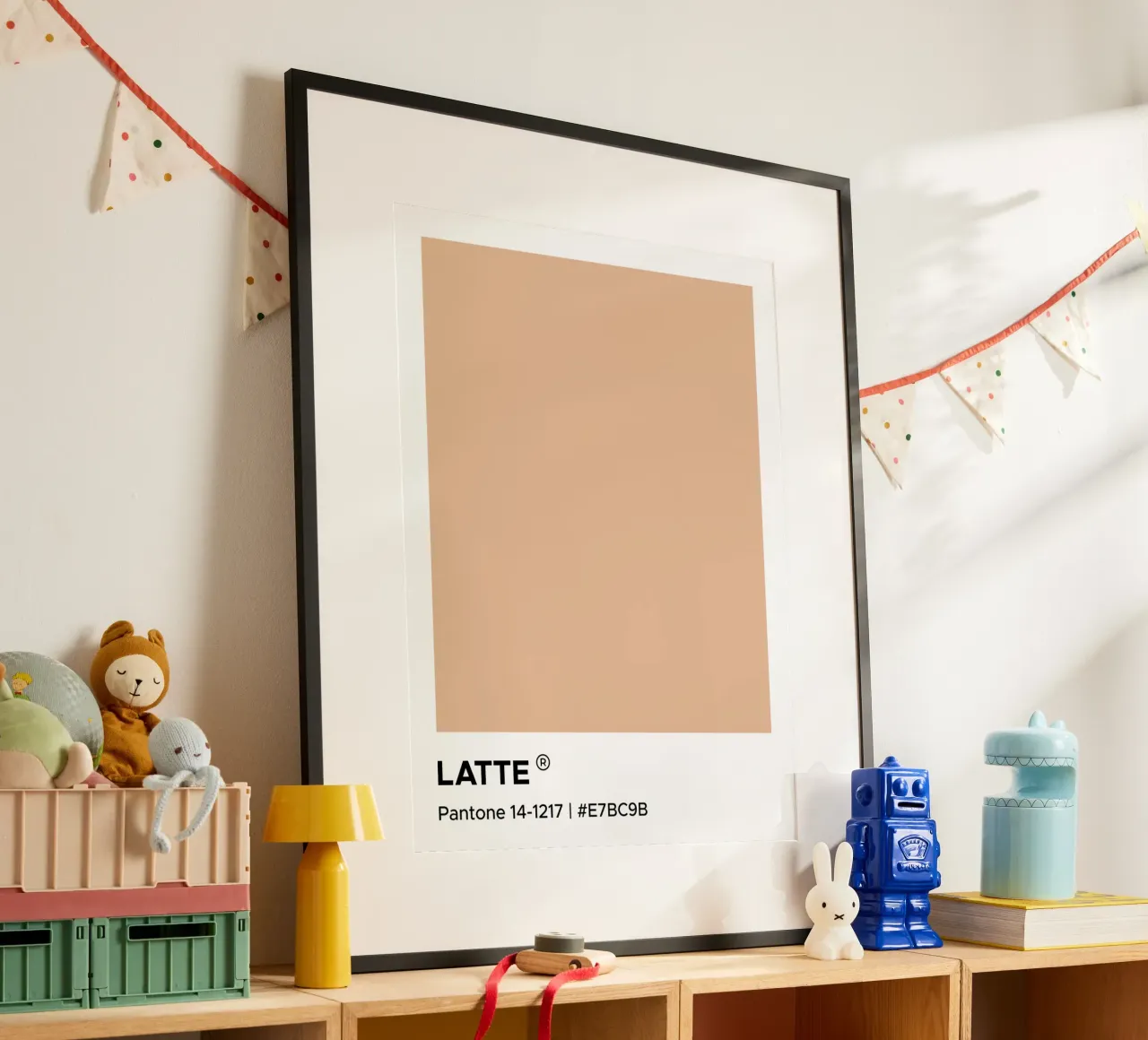 Latte Pantone poster da Paigaam Studio