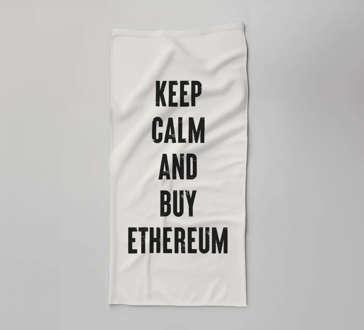 Mantenere la calma e acquistare Ethereum asciugamano da bagno da Vintagrafica
